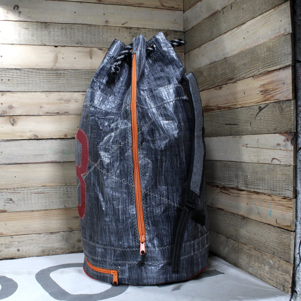 Maxi Seesack “Kaventsmann” 95l aus Segeltuch Lite Skin Regatta-Laminat ...